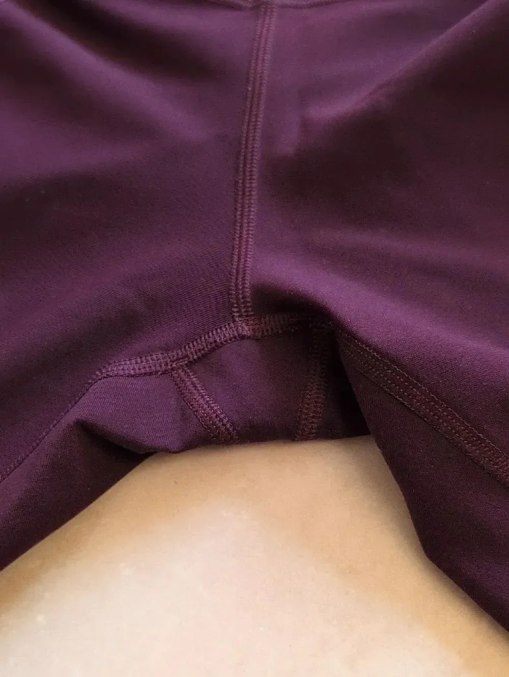 Lululemon Tight Stuff II Leggings Dark Adobe Plum Purple Reflective Size 4